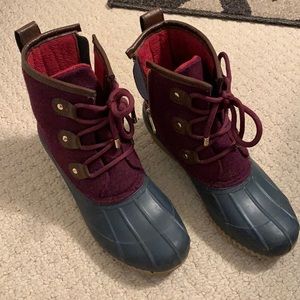 tommy hilfiger duck boots